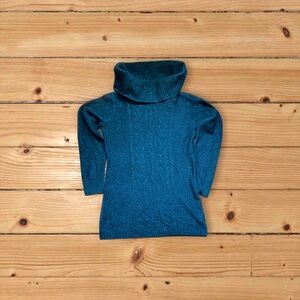 Canon river blues sweater